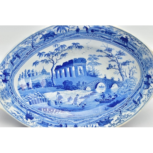 250 - AN EARLY 19TH CENTURY SPODE EARTHENWARE BLUE AND WHITE TRANSFER PRINTED CARAMANIAN SERIES OVAL PEDES... 