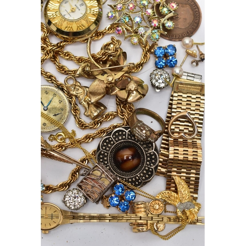 108 - AN ASSORTMENT OF COSTUME JEWELLERY, to include a silver 'Cariad' ring, hallmarked Edinburgh, ring si... 