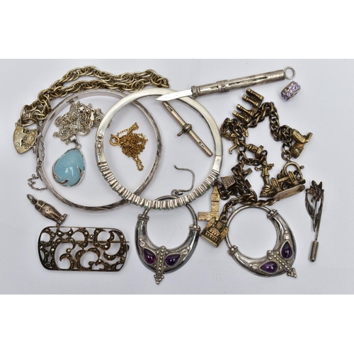113 - A SELECTION OF SILVER, YELLOW AND WHITE METAL JEWELLERY ITEMS, to include a silver fancy link chain ... 