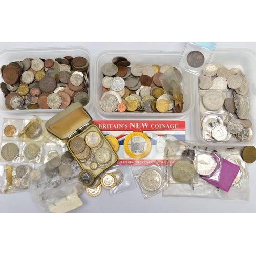 68 - A PLASTIC BOX OF MAINLY UK AND WORLD 20TH AND 21ST CENTURY COINAGE, to include over £30 of current f... 