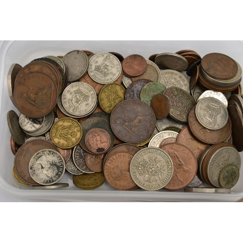 68 - A PLASTIC BOX OF MAINLY UK AND WORLD 20TH AND 21ST CENTURY COINAGE, to include over £30 of current f... 