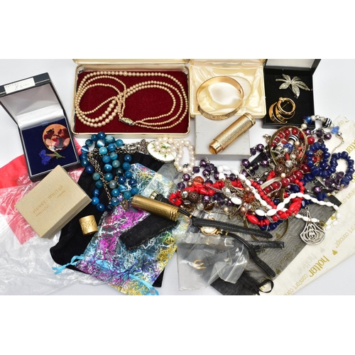 104 - A BOX OF ASSORTED COSTUME JEWELLERY, to include a rolled gold hinged bangle with a floral and bark e... 