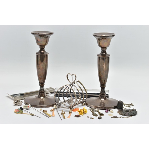 140 - A BOX OF ASSORTED SILVER, to include two matching weighted silver candle sticks, hallmarked Barker ... 