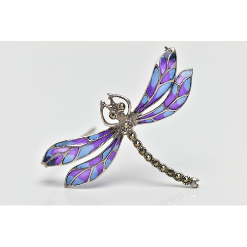 41 - A PLIQUE A JOUR AND MARCASTITE DRAGONFLY BROOCH, the dragonfly with marcasite set body and eyes, to ... 