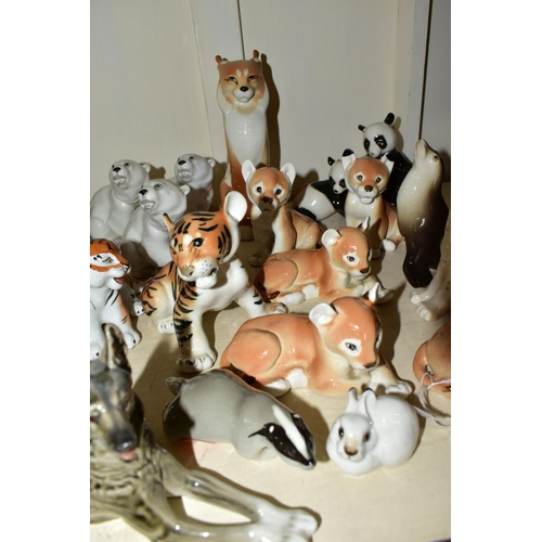 449 - A QUANTITY OF LOMONOSOV ANIMAL FIGURES, thirty two figures to include lions, pandas, racoons, tigers... 