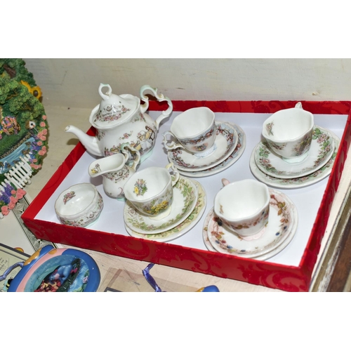 461 - A GROUP OF CERAMICS AND COMICS, to include a fifteen piece Royal Doulton Brambly Hedge miniature tea... 