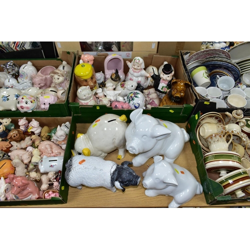 508 - THREE BOXES AND LOOSE CERAMICS , to include approximately thirty ceramic and resin piggy money boxes... 