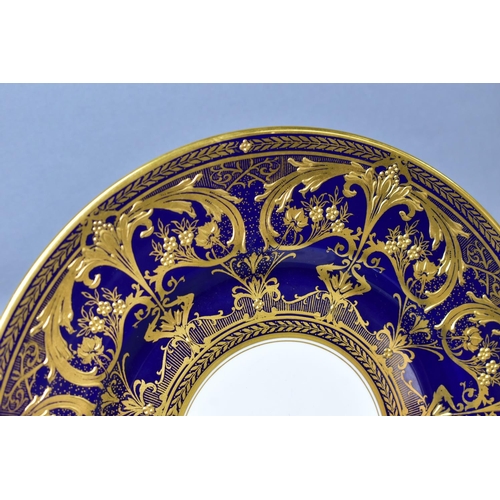 537 - TWO ROYAL WORCESTER PLATES, comprising a Royal Worcester cabinet plate, with heavy gilt decoration o... 