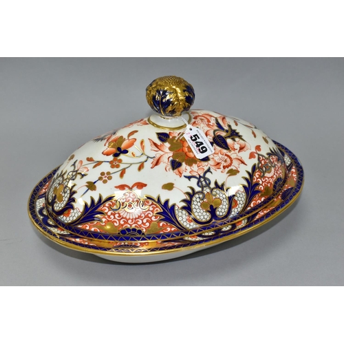 549 - AN EARLY 19TH CENTURY DERBY TUREEN AND COVER, in an Imari pattern, dish divided into two, foliate bl... 