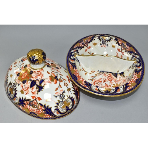 549 - AN EARLY 19TH CENTURY DERBY TUREEN AND COVER, in an Imari pattern, dish divided into two, foliate bl... 