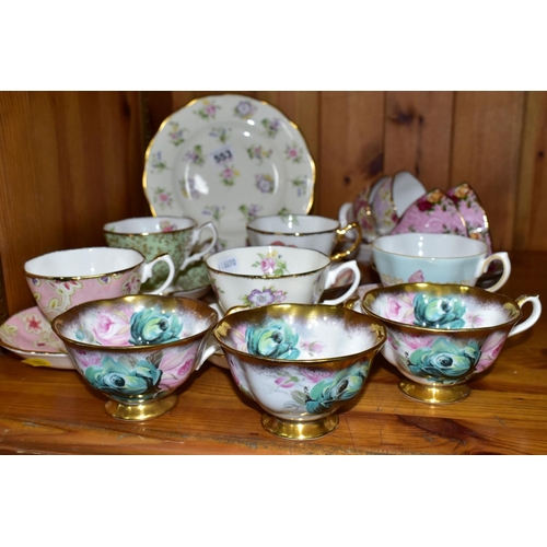 553 - A GROUP OF ROYAL ALBERT TEA WARES, twenty three pieces comprising three Summer Bounty Series 'Jade' ... 