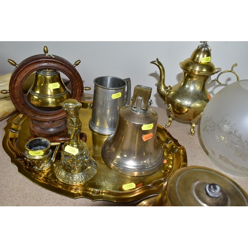 562 - A GROUP OF METALWARES, OIL LAMP, HIGHLAND COW HORNS, including an early 20th Century oil lamp with a... 