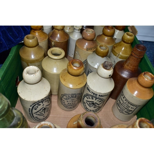 580 - A BOX OF SALT GLAZED DRINKS BOTTLES etc to include Ginger Beer and stone beer bottles by Thompson's,... 