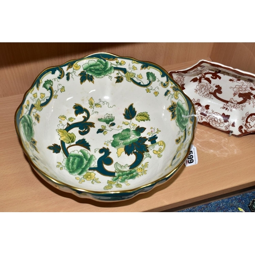 599 - MASONS IRONSTONE 'CHARTREUSE' FRUIT BOWL RAISED ON A CIRCULAR FOOT, approximate diameter 26cm, some ... 