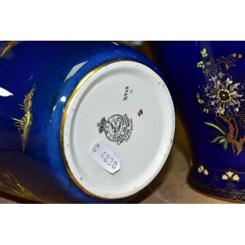 649 - A CARLTON WARE VASE AND GINGER JAR, the vase height 23cm, decorated with Willow Pattern in polychrom... 