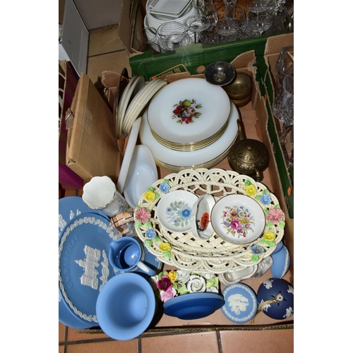 663 - THREE BOXES OF CERAMICS, GLASSWARE AND LOOSE, to include a Wedgwood (Susie Cooper designed)  'Corn P... 