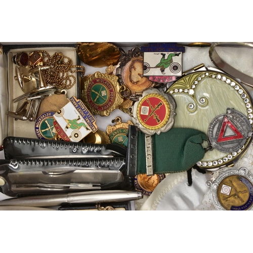 101 - A BOX OF ASSORTED COSTUME JEWELLERY AND OTHER ITEMS, to include an AF silver albert chain, each link... 