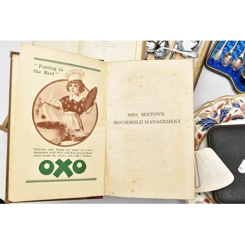 116 - A COMPLETE CANTEEN, A SET OF SILVER TEASPOONS AND OTHER ITEMS, light wooden canteen complete with a ... 