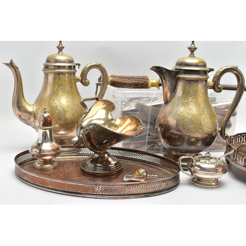 119 - AN ASSORTMENT OF CUTLERY AND TABLEWARE, knives with names to include 'Arthur Price', two serving tra... 