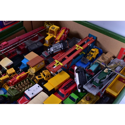 15 - A QUANTITY OF BOXED AND UNBOXED ASSORTED DIECAST VEHICLES, unboxed playworn items include Corgi Toys... 