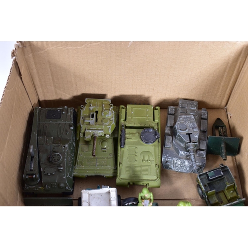 19 - A QUANTITY OF UNBOXED AND ASSORTED PLAYWORN DIECAST AND PLASTIC MILITARY VEHICLES AND FIGURES, to in... 