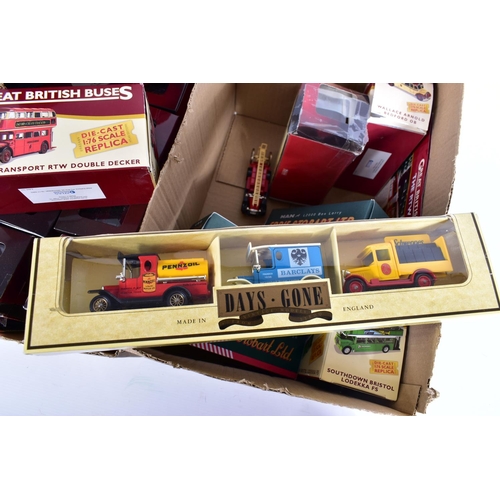 2 - A QUANTITY OF BOXED ATLAS EDITIONS FIRE ENGINE MODELS, majority from the Classic Fire Engines collec... 