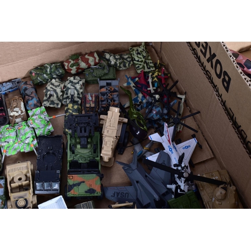 24 - A QUANTITY OF UNBOXED AND ASSORTED MODERN PLAYWORN DIECAST AND PLASTIC VEHICLES, to include a collec... 