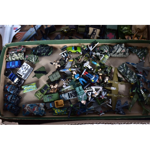 24 - A QUANTITY OF UNBOXED AND ASSORTED MODERN PLAYWORN DIECAST AND PLASTIC VEHICLES, to include a collec... 