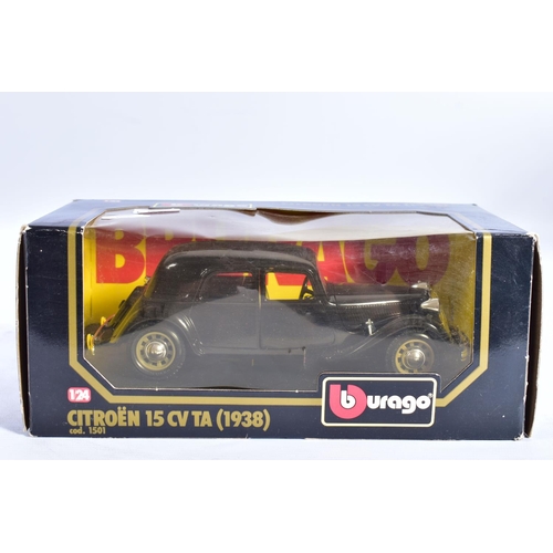 45 - A QUANTITY OF BOXED BBURAGO 1:24 SCALE DIECAST CAR MODELS, mix of 1930's and 1940's sports cars incl... 