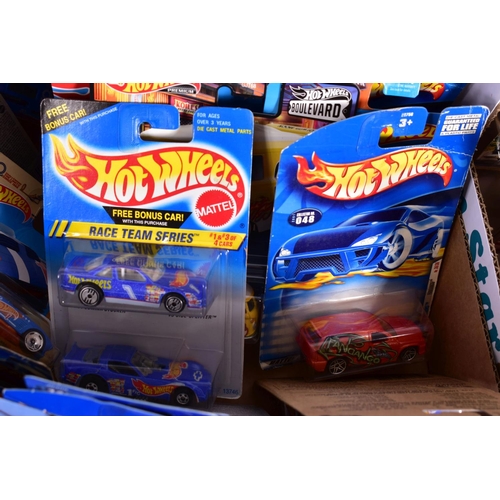 49 - A QUANTITY OF ASSORTED MODERN MATTEL HOT WHEELS AND MATCHBOX DIECAST VEHICLES, models from assorted ... 