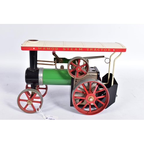 5 - A BOXED MAMOD LIVE STEAM TRACTION ENGINE, No.TE1A, not tested, lightly playworn condition, has been ... 