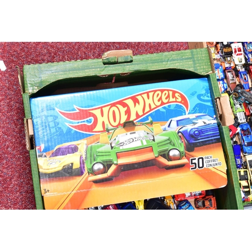 115 - A QUANTITY OF UNBOXED AND ASSORTED MAINLY MATTEL HOT WHEELS DIECAST VEHICLES, mainly recent issues, ... 