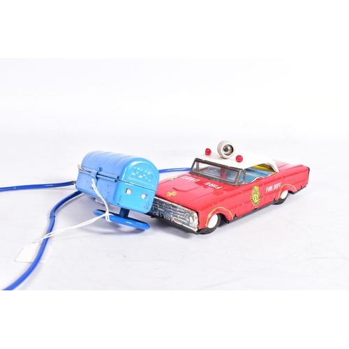 90 - AN UNBOXED SWALLOW TOYS (JAPAN) TINPLATE BATTERY OPERATED FORD FALCON FIRE CHIEF CAR, not tested, re... 