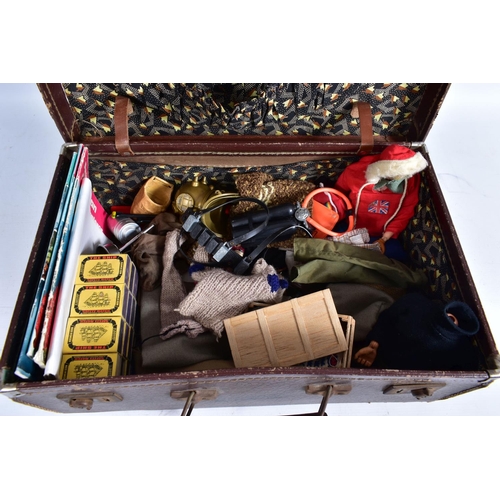 97 - A QUANTITY OF UNBOXED AND ASSORTED VINTAGE ACTION MAN FIGURES AND ACCESSORIES, two figures with blon... 