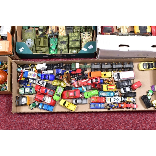 99 - A QUANTITY OF UNBOXED AND ASSORTED PLAYWORN DIECAST AND PLASTIC VEHICLES, to include Matchbox Major ... 