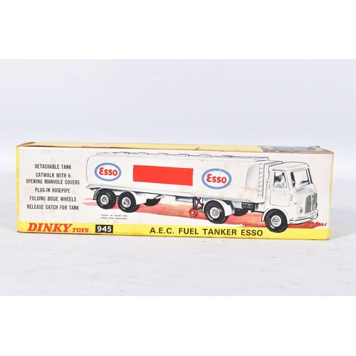 138 - A BOXED DINKY TOYS A.E.C. ARTICULATED ESSO FUEL TANKER, No.945, appears complete and in very good co... 