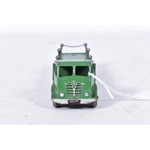 159 - AN UNBOXED DINKY SUPERTOYS FODEN FLAT TRUCK WITH CHAINS, No.505/905, 2nd type cab, green cab, chassi... 