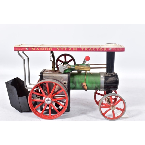 171 - A BOXED MAMOD LIVE STEAM TRACTION ENGINE, No.TE1A, not tested, playworn condition and has been fired... 