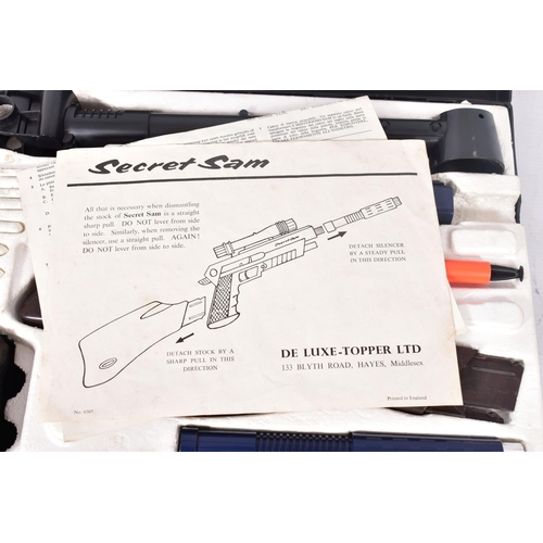 177 - A DELUXE TOPPER SECRET SAM BRIEFCASE, complete with rifle and camera, playworn condition but rifle a... 