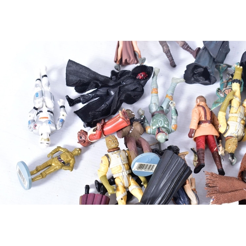 211 - A QUANTITY OF LOOSE STAR WARS ACTION FIGURES, majority are  1990's Kenner or Hasbro figures, all in ... 