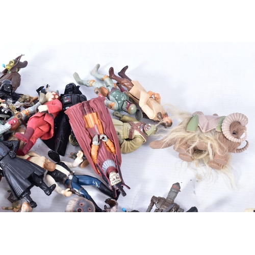 211 - A QUANTITY OF LOOSE STAR WARS ACTION FIGURES, majority are  1990's Kenner or Hasbro figures, all in ... 