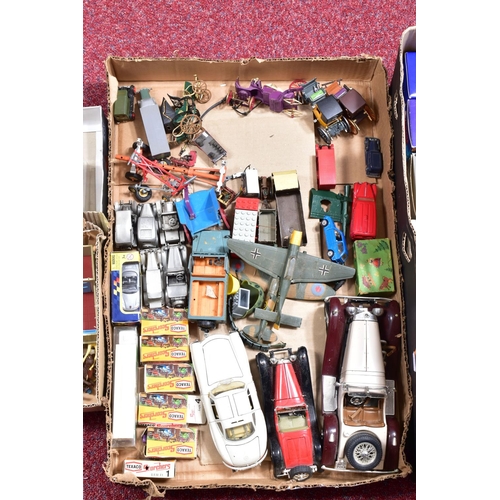 240 - A QUANTITY OF BOXED AND UNBOXED ASSORTED DIECAST AND PLASTIC VEHICLES, boxed items include Corgi Cla... 