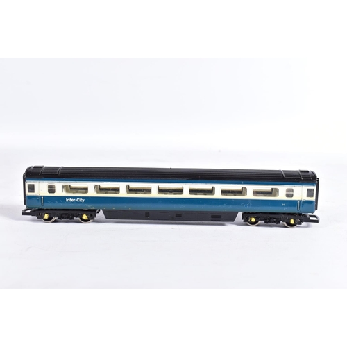 331 - A QUANTITY OF UNBOXED AND ASSORTED HORNBY OO GAUGE INTERCITY 125 HIGH SPEED TRAIN ITEMS,  comprising... 