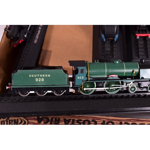 334 - A COLLECTION OF BOXED AND UNBOXED DIECAST AND PLASTIC DISPLAY LOCOMOTIVES MODELS, to include Corgi  ... 