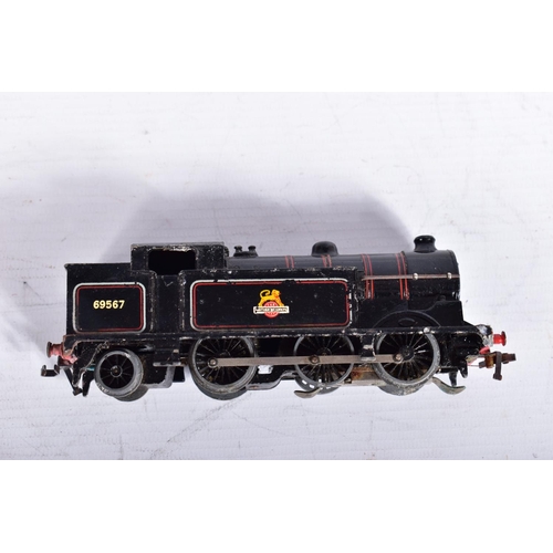 338 - AN UNBOXED HORNBY DUBLO CLASS N2 TANK LOCOMOTIVE, No.69567, B.R. lined black livery (EDL17), playwor... 