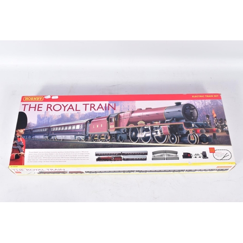 380 - A BOXED HORNBY OO GAUGE THE ROYAL TRAIN SET, No.R1057, comprising Princess class locomotive 'Princes... 