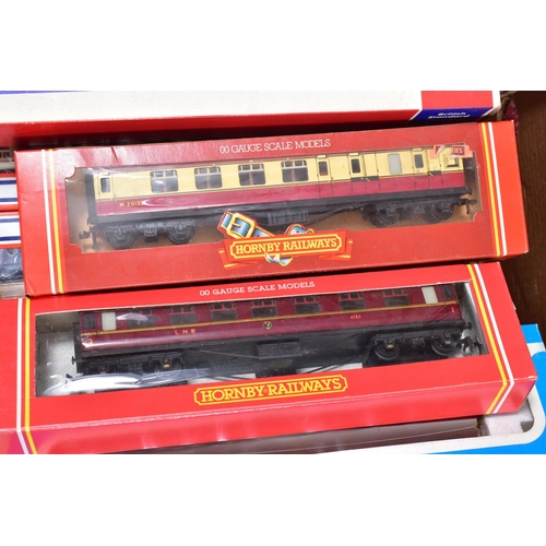 404 - A QUANTITY OF BOXED AND UNBOXED OO GAUGE PASSENGER COACHING STOCK, assorted manufacturers, all in pl... 