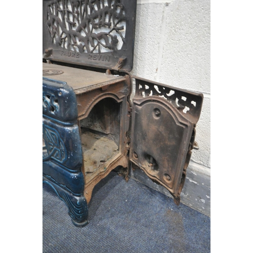 1276 - A SMALL FRENCH TURQUOISE ENAMEL CAST IRON STOVE, stamped Faure Revin, with a pierced hinged lid, a d... 