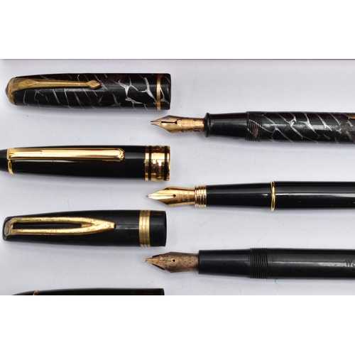 100 - A SELECTION OF PENS, to include a 'Sheaffer' gold plated fountain pen, a gold tone 'Papermate' ball ... 