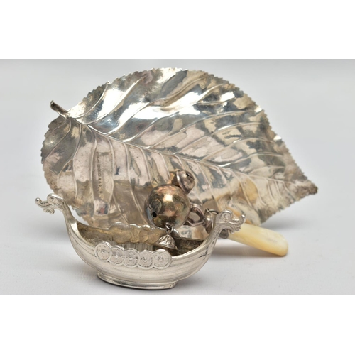 109 - A SELECTION OF SILVER AND WHITE METAL ITEMS, to include an early 20th century silver rattle with mot... 